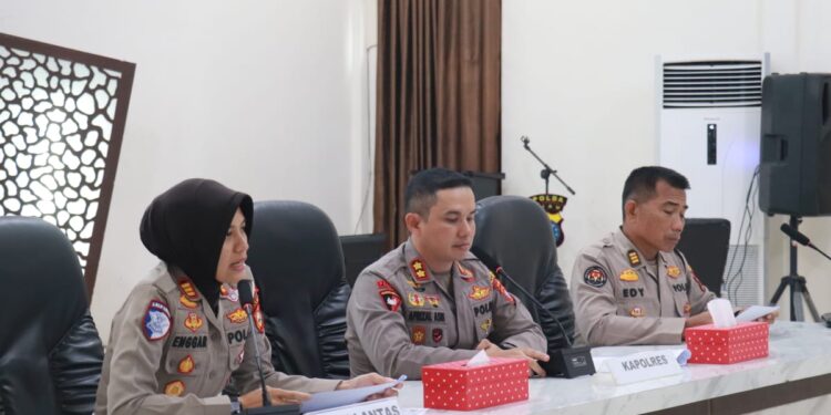 Polres Pelalawan SP3 kan kecelakaan Lalu Lintas tunggal di desa Segati.
