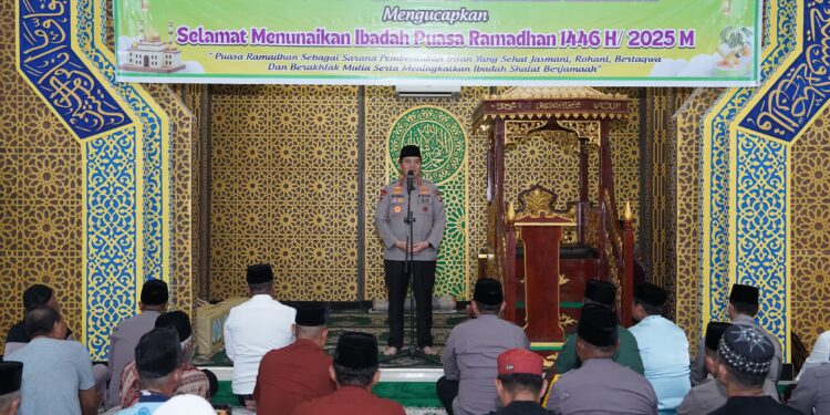 Kapolda Riau laksanakan Safari Ramadhan Perdana 1446 H di Kabupaten Pelalawan