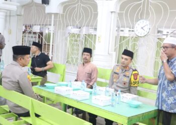 Dalam Rangka Ops Tertib Ramadhan LK 2025″ Kapolres Kuansing Sahur On The Road