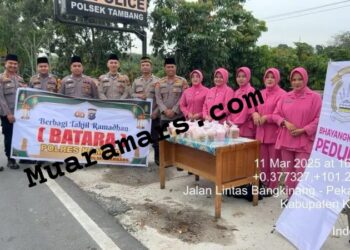 Polsek Tambang Bagi – Bagi Takjil Gratis