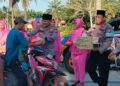 Polsek Koto Gasib Bersama Mahasiswa Gelar Kegiatan Berbagi Takjil Jelang Buka Puasa untuk Masyarakat