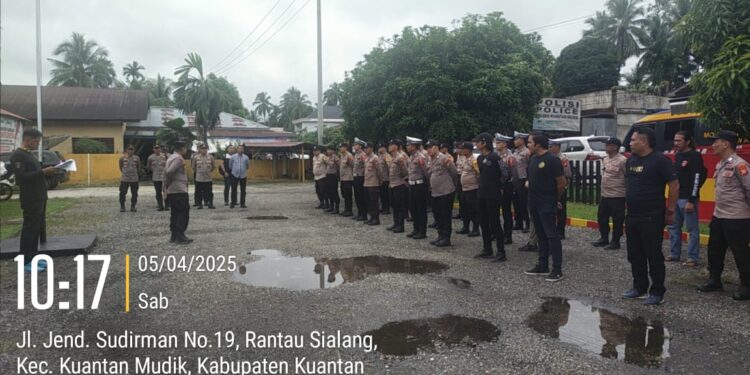 Polsek Kuantan Mudik Apel Pengamanan Festival Perahu Baghanduang 2025