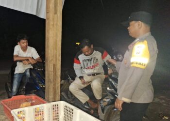 Polsek Hulu Kuantan Patroli Preventif dan Cipta Kondisi Dalam Rangka Operasi Ketupat Lancang Kuning 2025