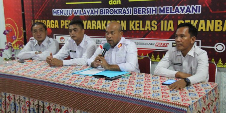Pernikahan Adalah Satu Hal Yang Sakral dan Suci! Ini Pesan Kalapas Dalam Sidang Pra Nikah Petugas Lapas Pekanbaru