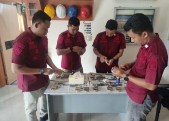 Cegah Gangguan Kamtib, Lapas Pekanbaru Lakukan Perawatan Gembok Hunian