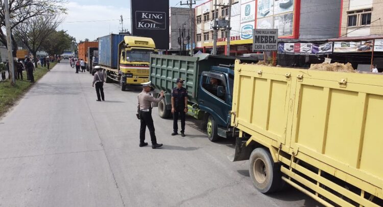 Riau Menuju Zero ODOL, Dirlantas Polda Riau Tingkatkan Operasi Gabungan dan Penertiban Pelanggaran Lalu Lintas