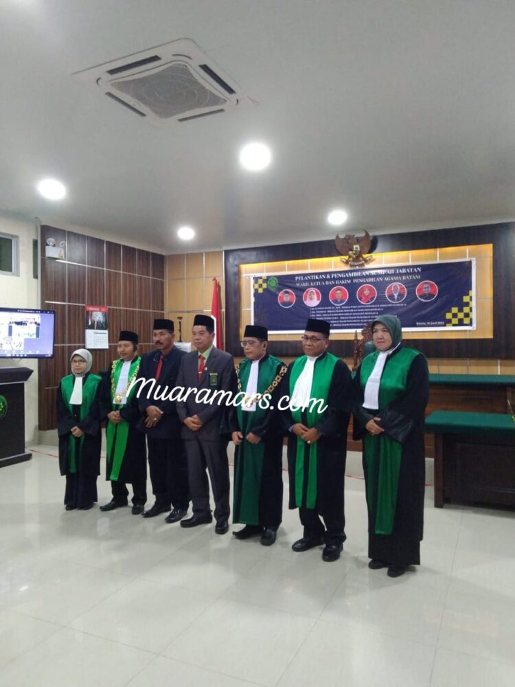 Ketua Pengadilan Agama Batam Nursal, SAg,. M.Sy Resmi Lantik Muliyas, S.Ag,.M.H Jadi Hakim Pengadilan Agama Batam Kelas 1A