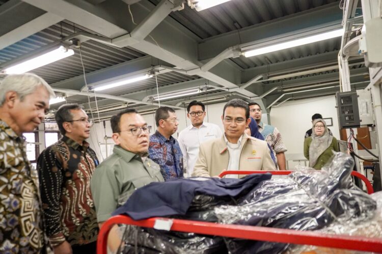 Minat dan Serapan Tenaga Kerja Tinggi, Hendry Munief Dorong Pemerintah Tingkatkan Kompetensi Sekolah Perindustrian