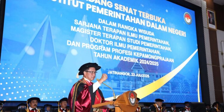 Sidang Senat Terbuka IPDN” Mendagri Harap Lulusan IPDN Jadi Agen Perubahan di Lingkungan ASN