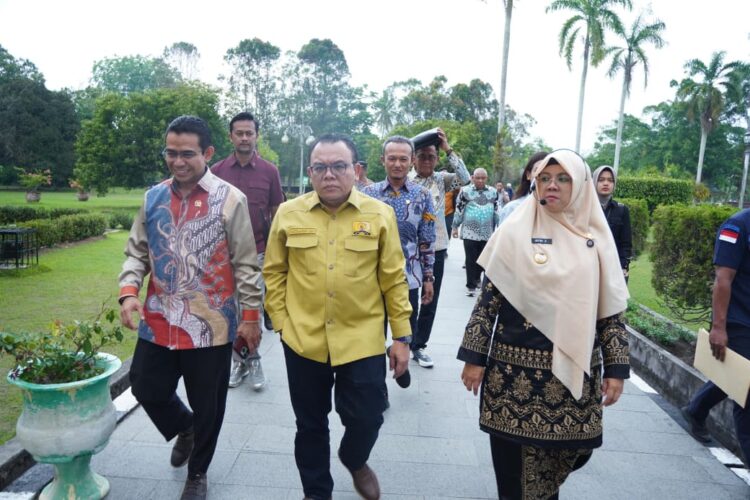 Usai Usulkan KSPN Kawasan Istana Siak, Hendry Munief Ajak Komisi VII DPR-RI Kunker ke Siak