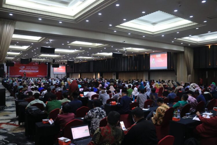 Kadisdik Riau Buka Acara “Ngobrol Pintar