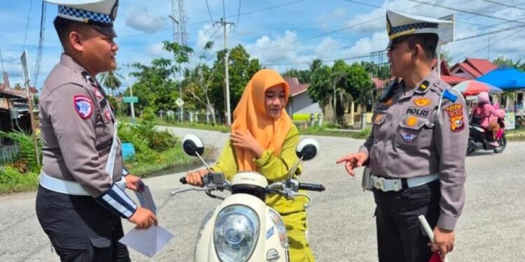 Operasi Zebra Lancang Kuning 2025 Satlantas Polres Siak Gelar Patroli Hunting, Pengendara Diimbau Lebih Tertib Berlalu Lintas