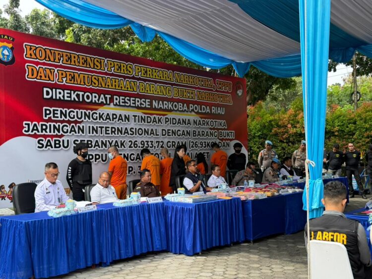 Berantas Narkoba” Lapas Pekanbaru dan Polda Riau Ungkap Jaringan Pengendalian di Dalam Lembaga Pemasyarakatan