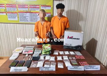 Pelaku Narkoba Ditangkap Polisi, 1,233 Kg Sabu, 27 Butir Extasi dan Cairan Vave (Liquit) Diamankan