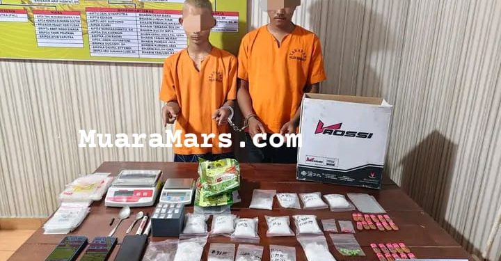 Pelaku Narkoba Ditangkap Polisi, 1,233 Kg Sabu, 27 Butir Extasi dan Cairan Vave (Liquit) Diamankan
