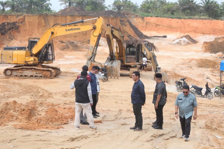 Pemprov Riau Hentikan Dua Aktivitas Tambang Ilegal Mineral Bukan Logam dan Batuan (MBLB) Di Kampar